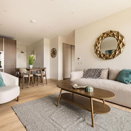 Charles Hope London Greenford Greenford  Esterno foto