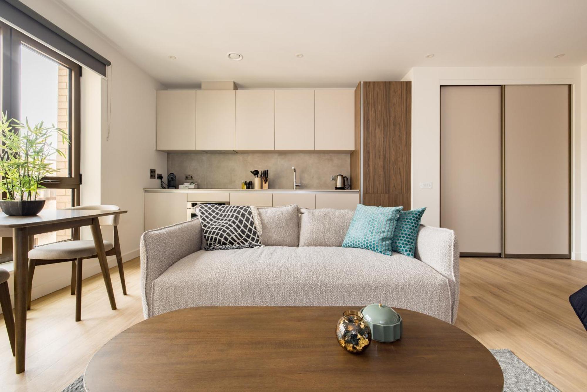 Charles Hope London Greenford Greenford  Esterno foto